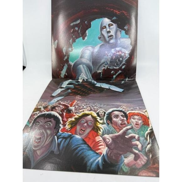 Queen – News Of The World 1977 Vinyl Album Record - Picture 7 of 7